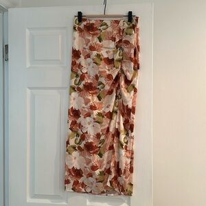Abercrombie & Fitch floral slit skirt